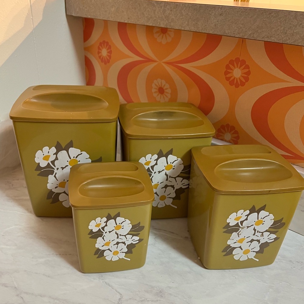 Vintage floral container set